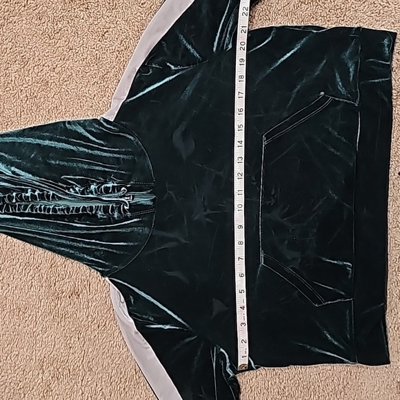 FOREVER 21 - Crop Hoodie - Picture 7 of 8